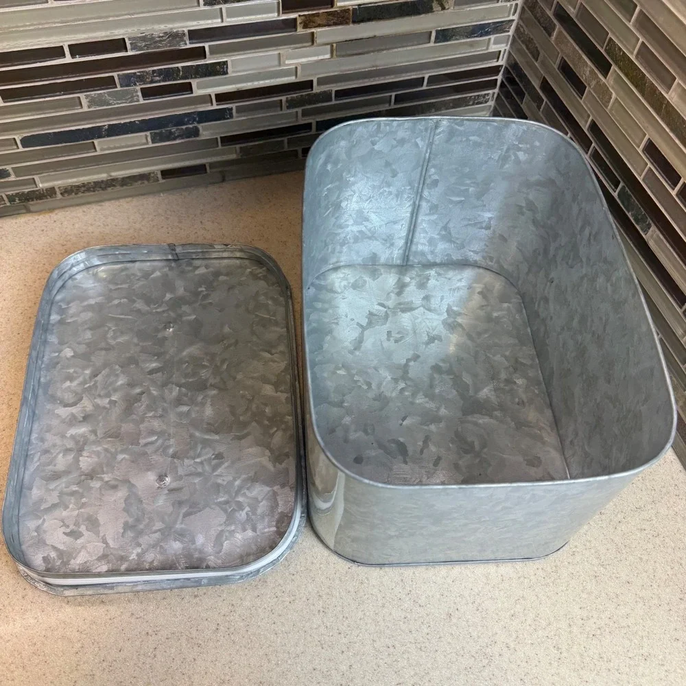 Vintage Galvanized Metal Bread Box Wheat Heart Bread Farmhouse Rustic Decor